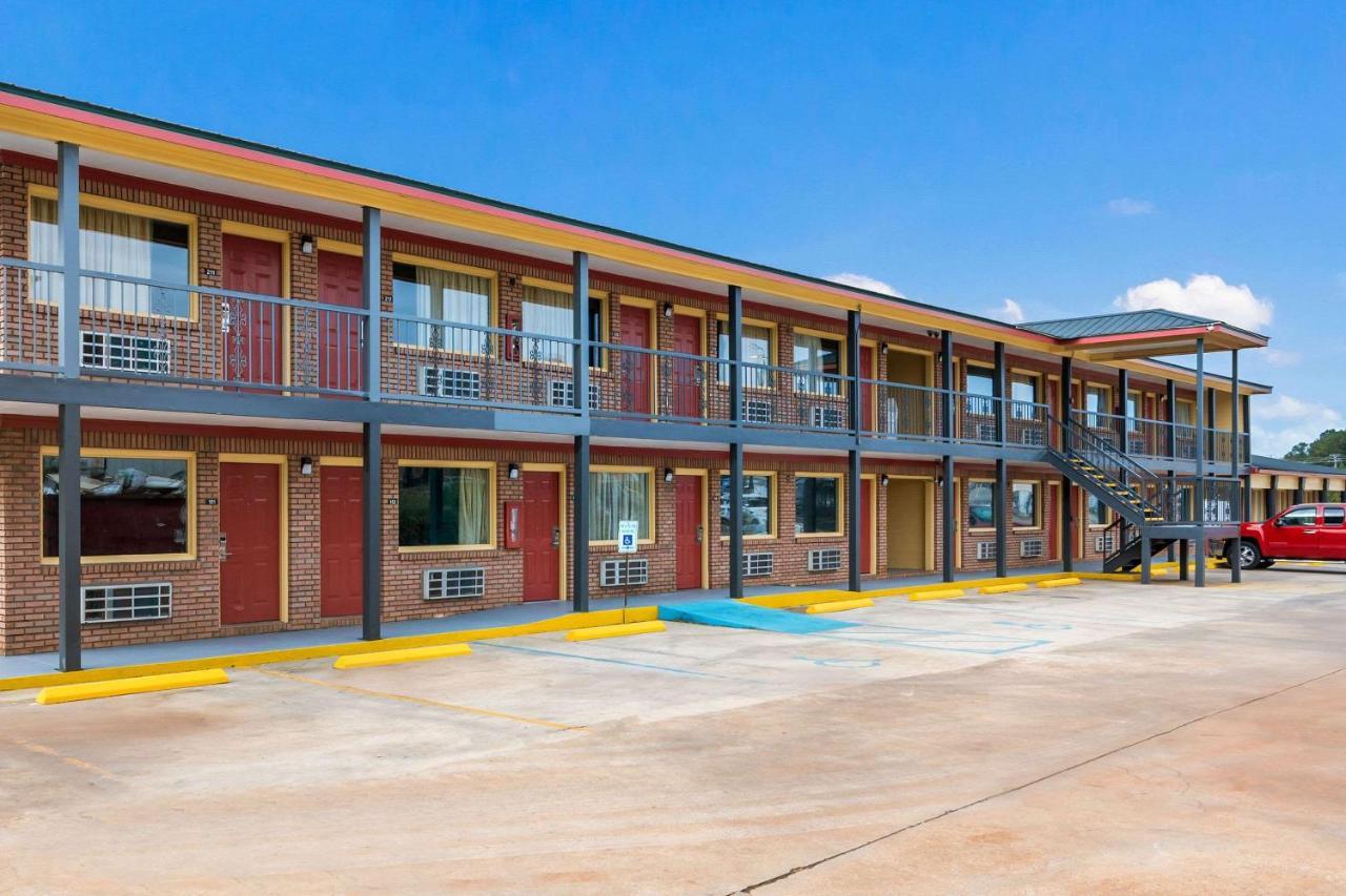 Econo Lodge Russellville Bagian luar foto